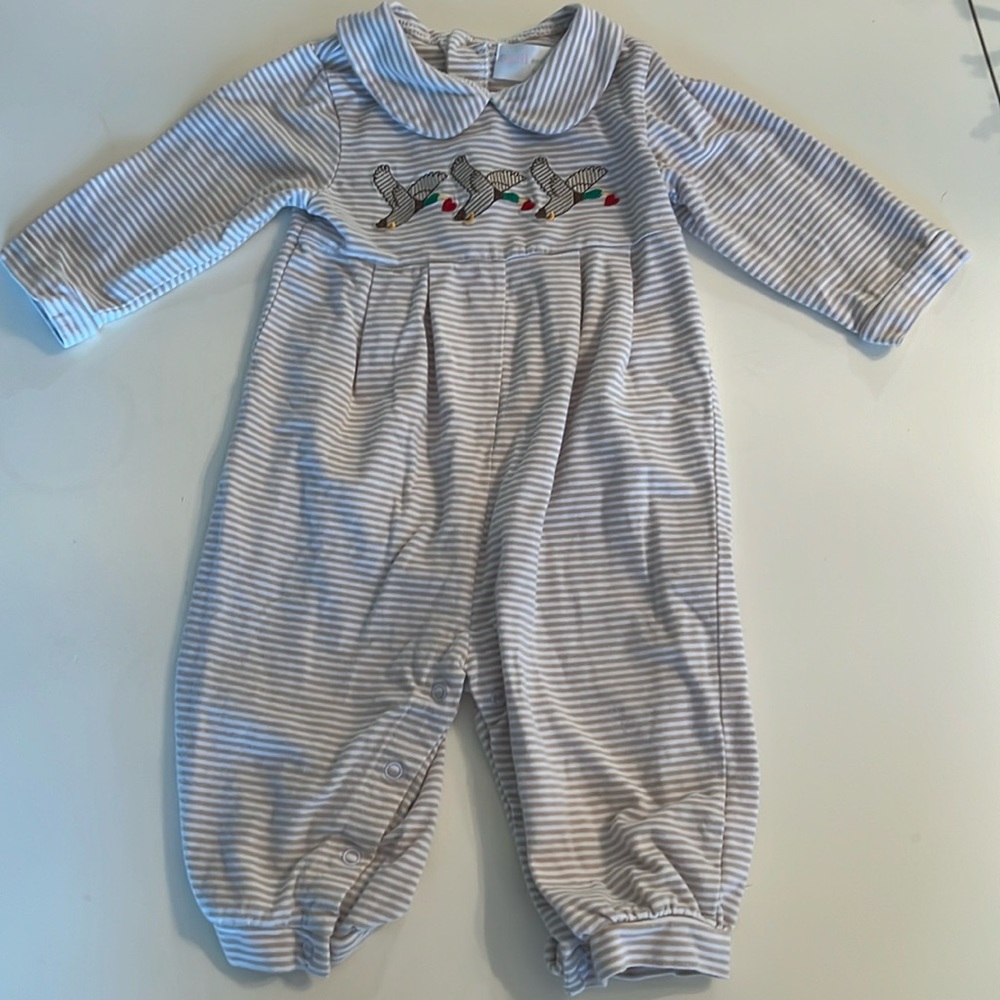 Cecil and Lou 9 months Valentine’s long romper (mallard and hearts)